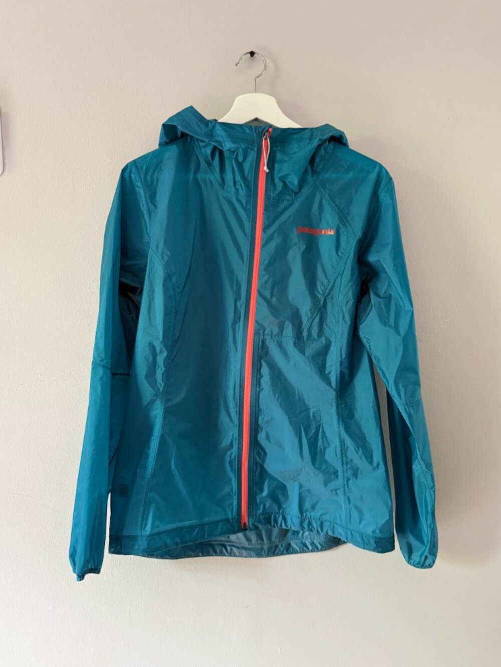 Patagonia light jacket